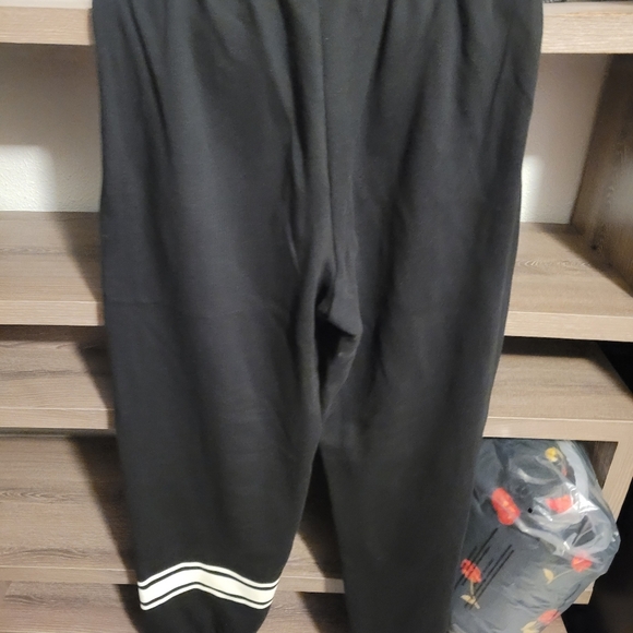 Pink Sweatpants - Picture 6 of 6